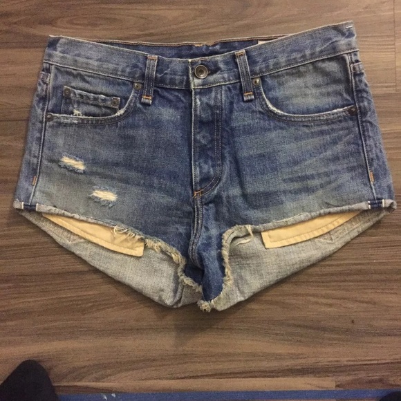 Rag & Bone boyfriend Rebel distressed jean shorts - Picture 1 of 6